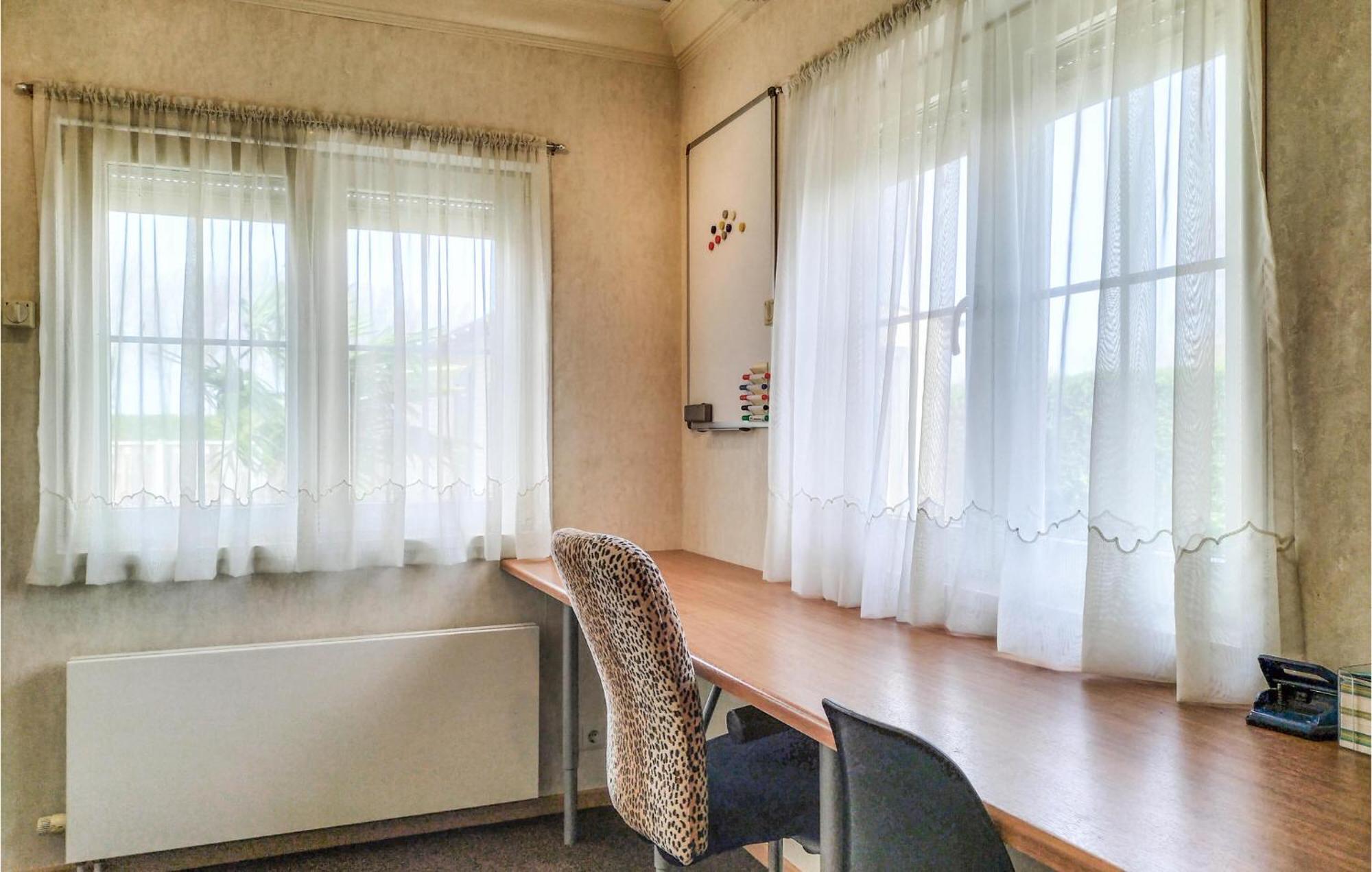 Vakantiehuis Awesome In With Wifi Heinkenszand